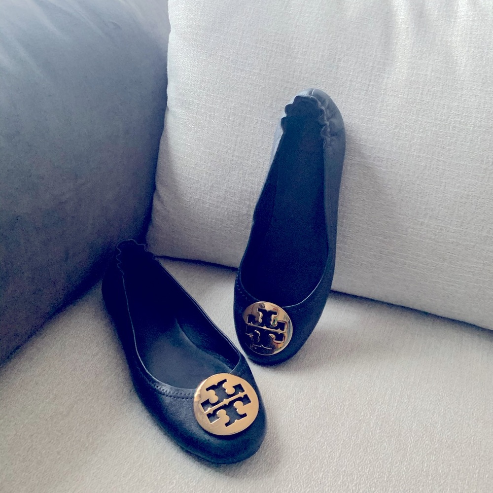 Navy Tory Burch ballet flats
